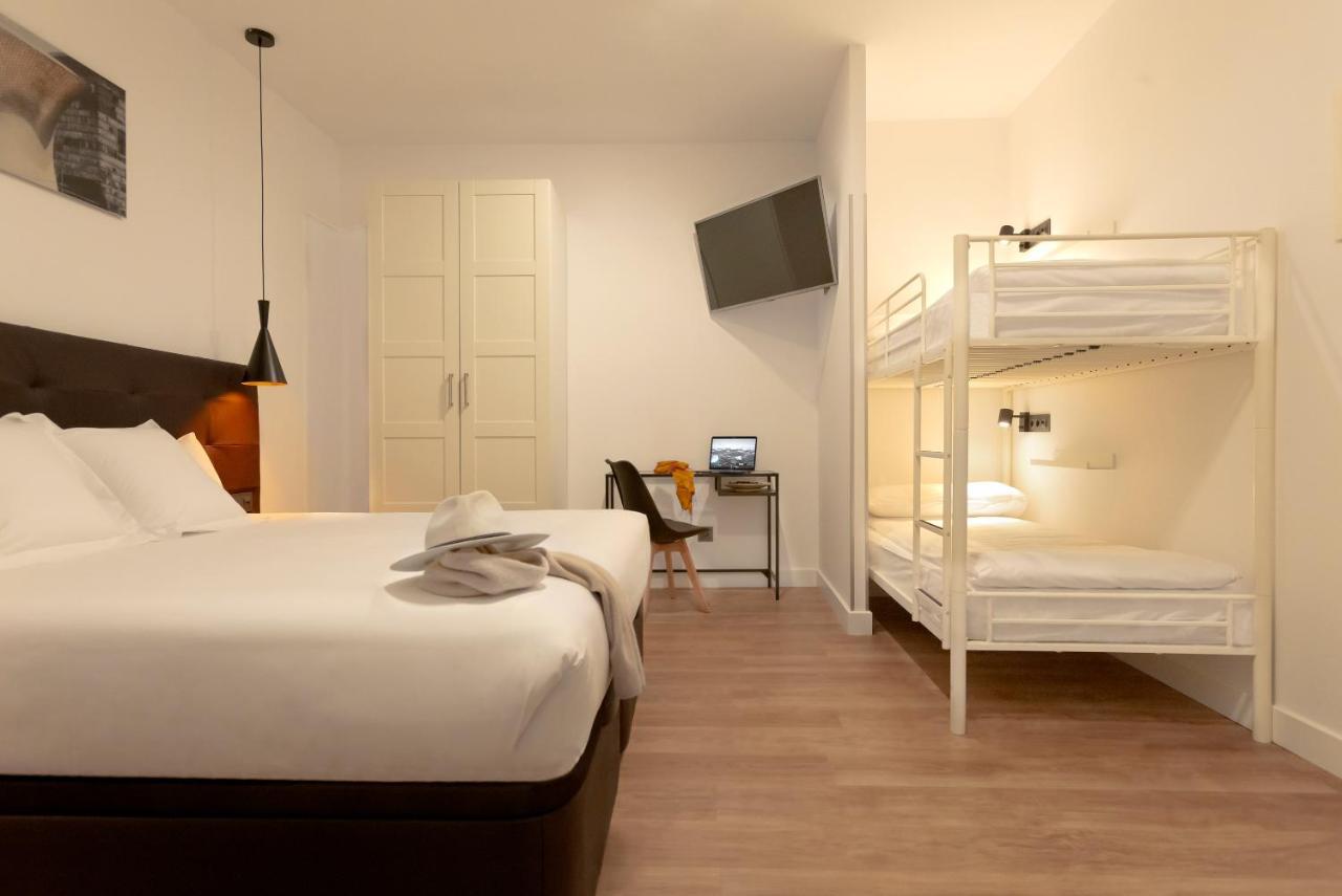 Woohoo Rooms Fuencarral Madrid Exterior photo